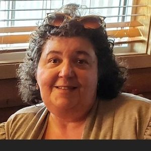 Meet your Posher, Paula